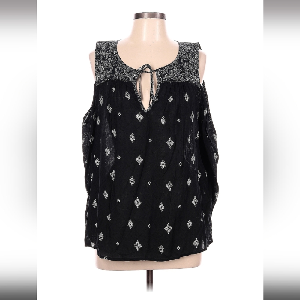LUCKY BRAND Long Sleeve Peep Shoulder Blouse